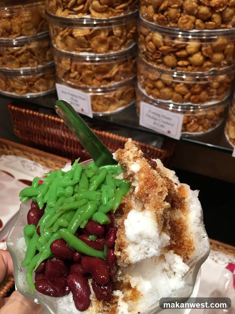 Dessert with Red Beans and Green Jelly