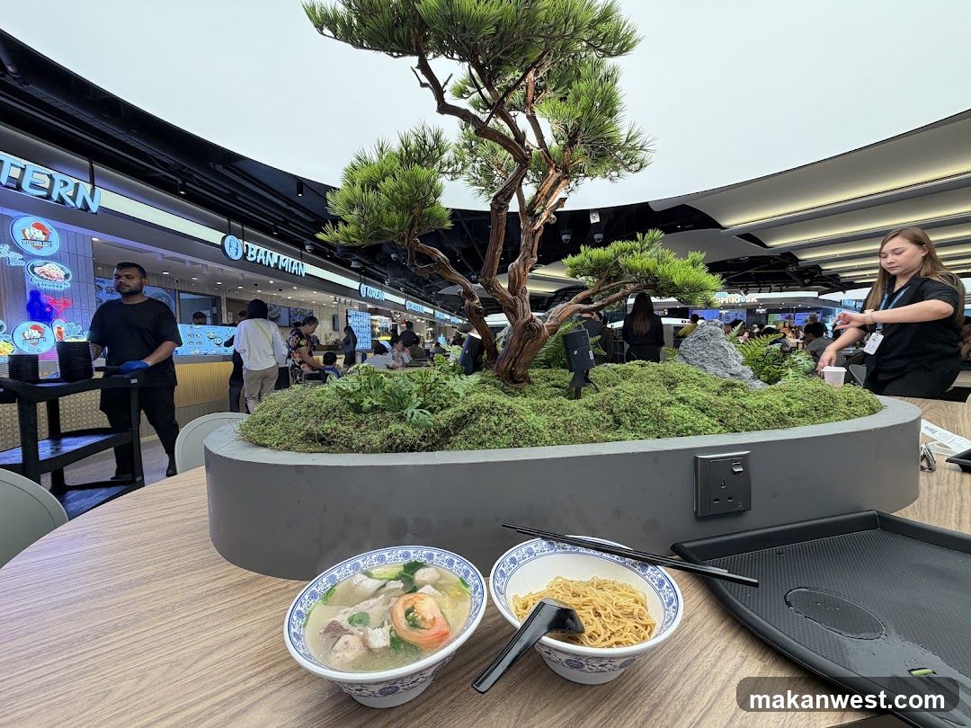 Food court with bonsai and meals