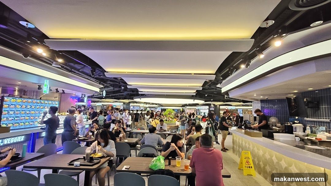 Busy Food Court