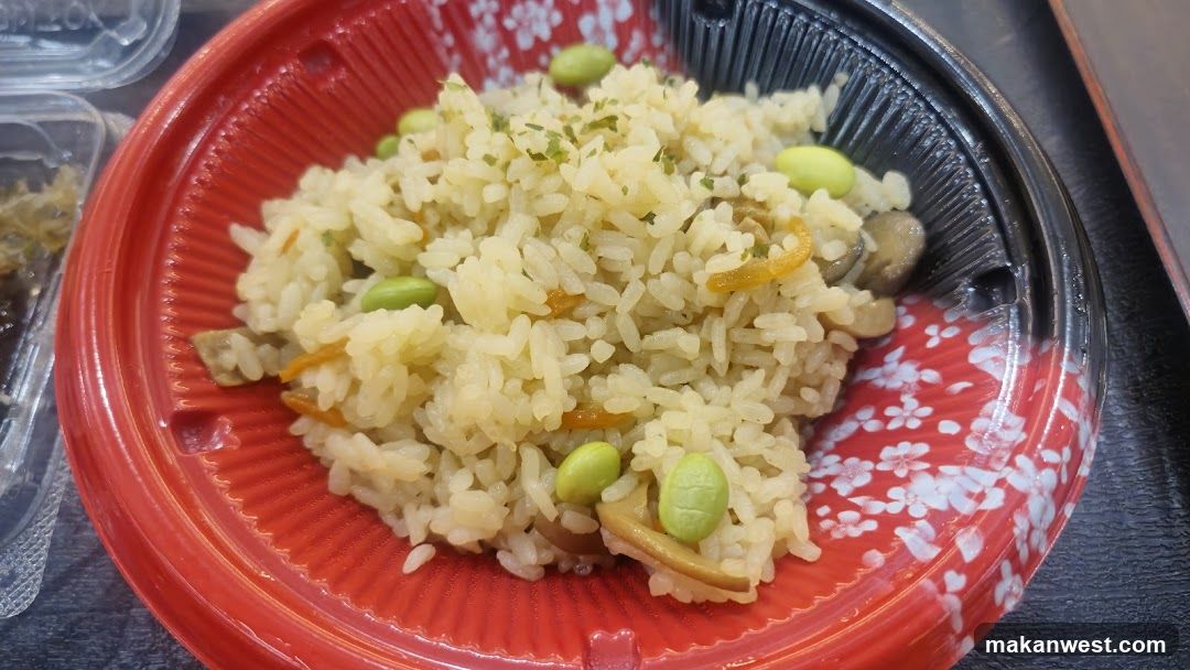 Rice with Edamame and Mushrooms