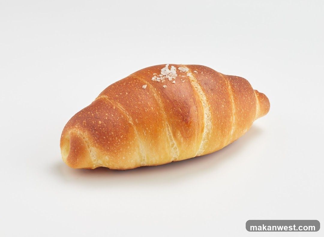 Croissant with Salt