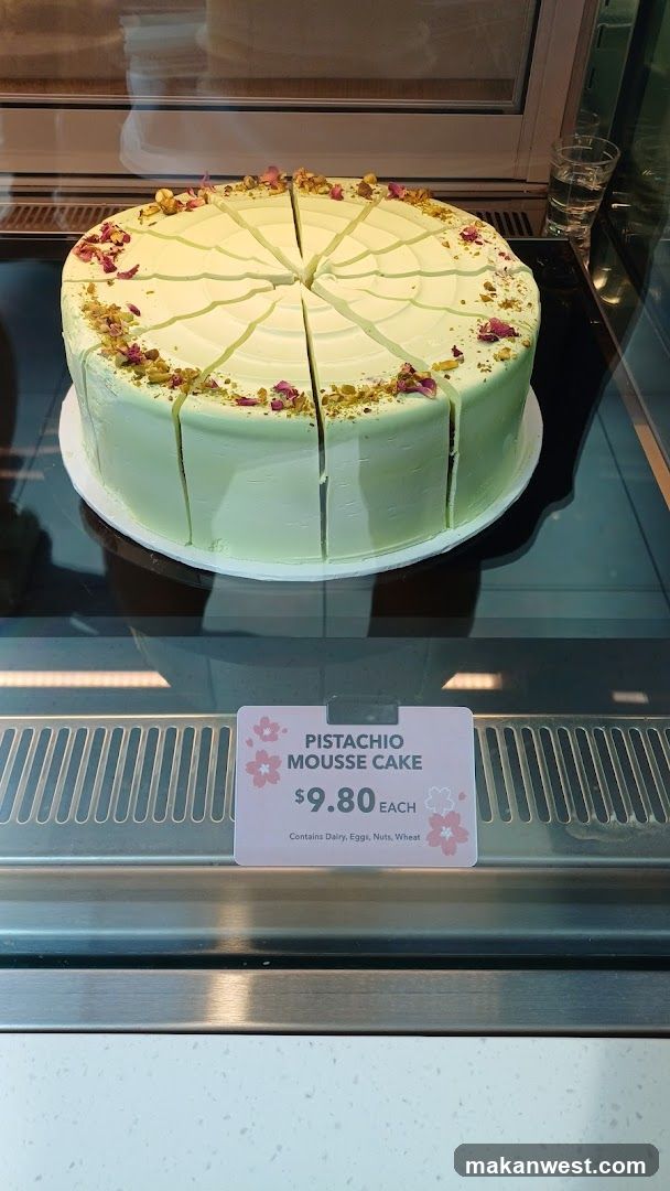 Pistachio Mousse Cake