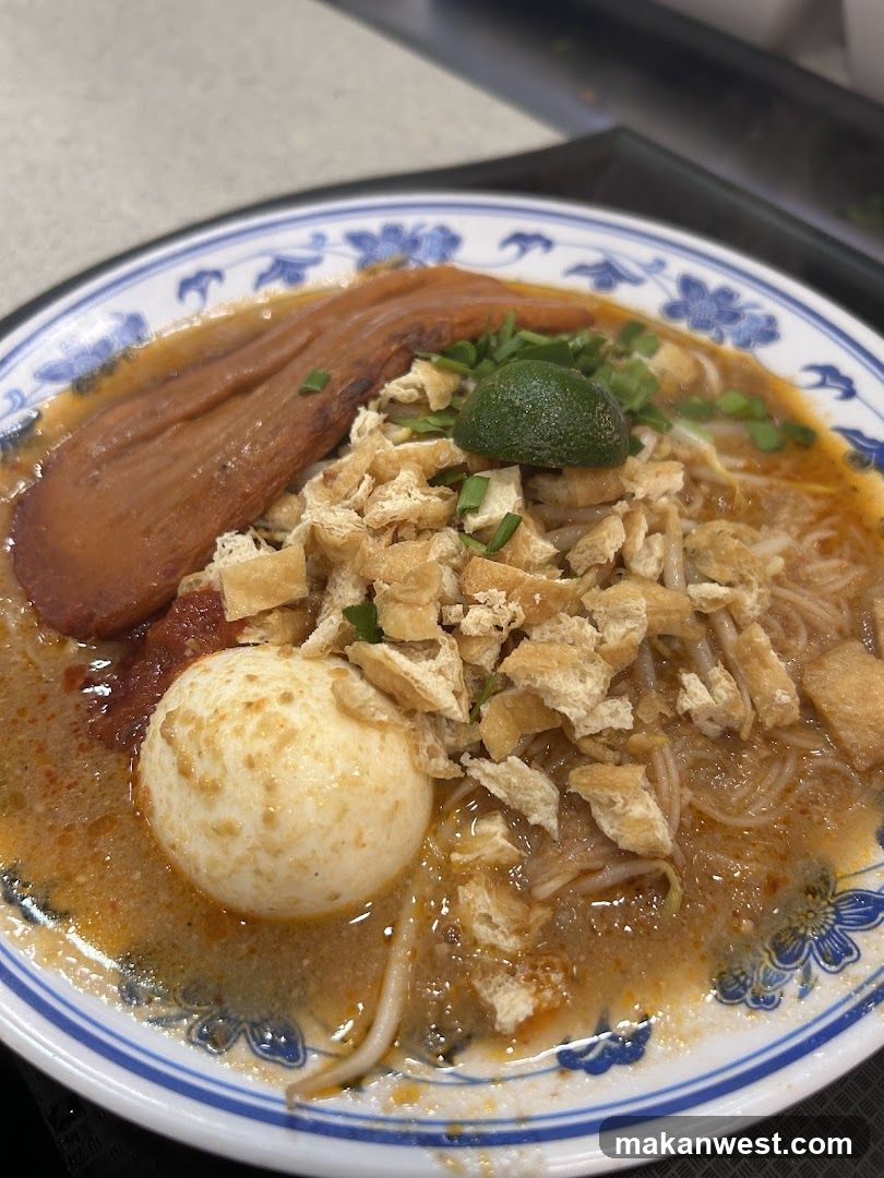 Laksa with Egg and Meat