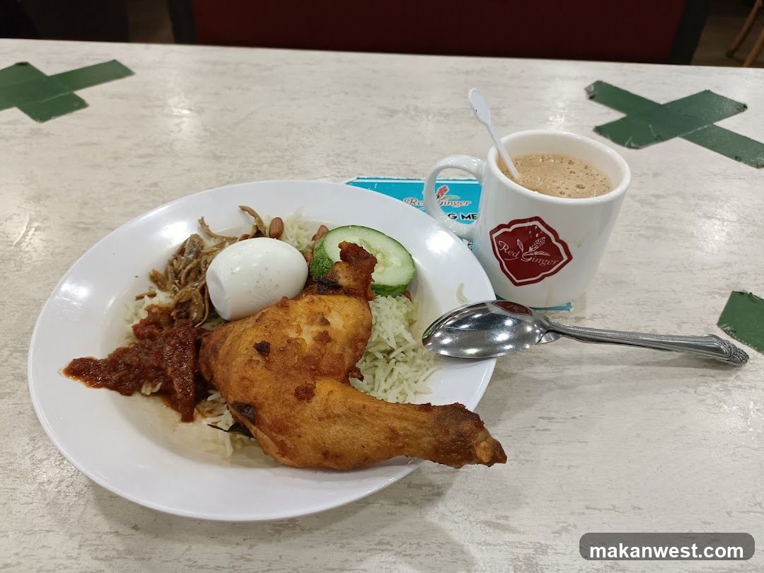 Nasi Lemak with Fried Chicken and Drink