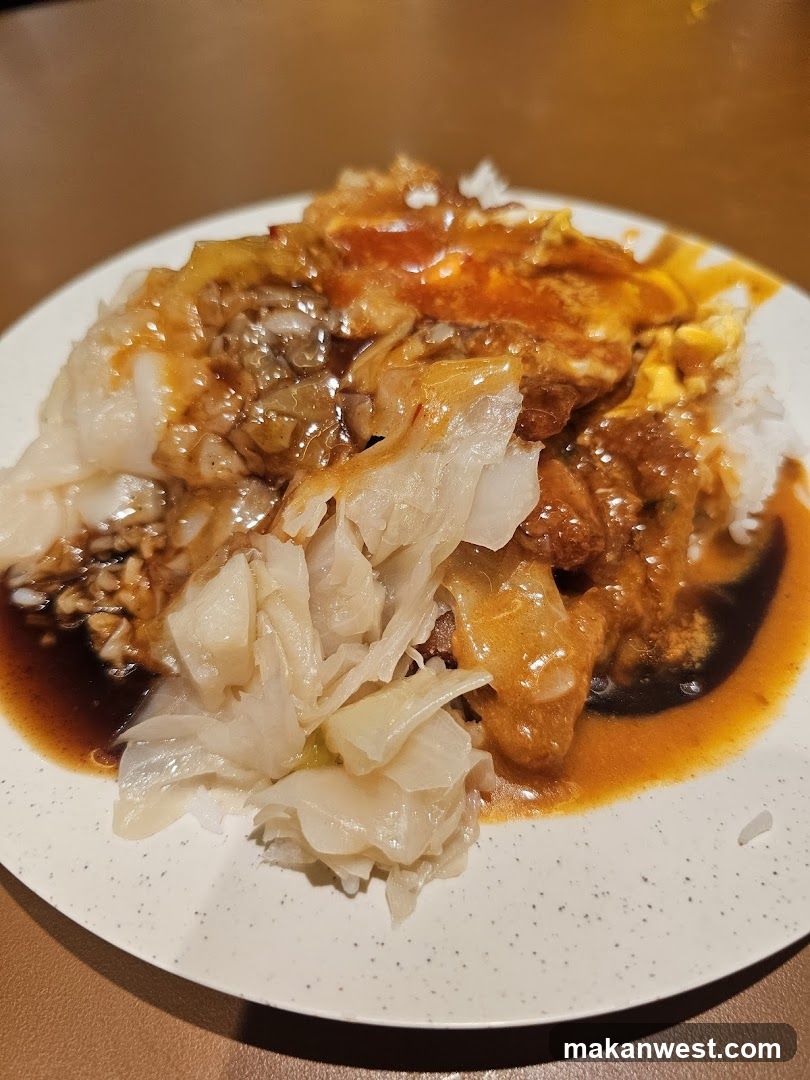 Rice dish with toppings