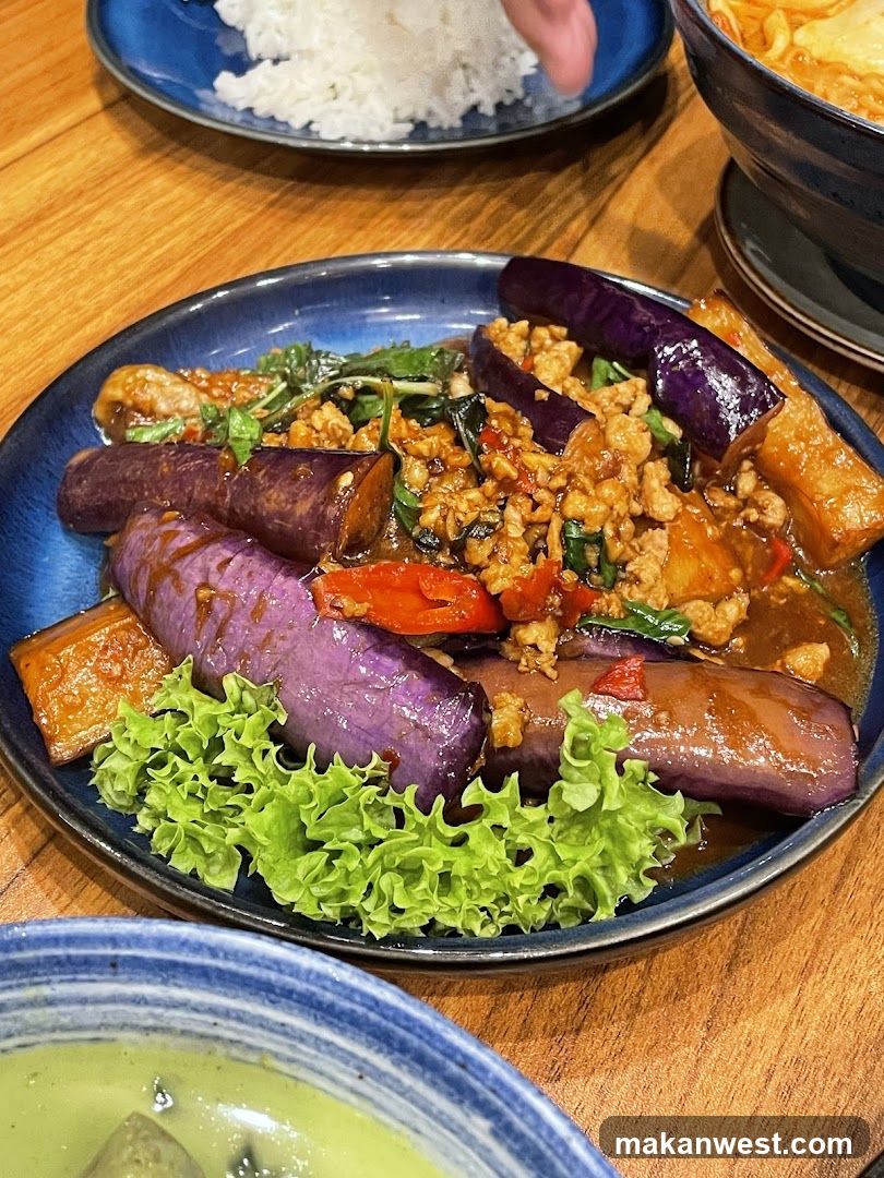 Stir-fried Eggplant with Minced Meat