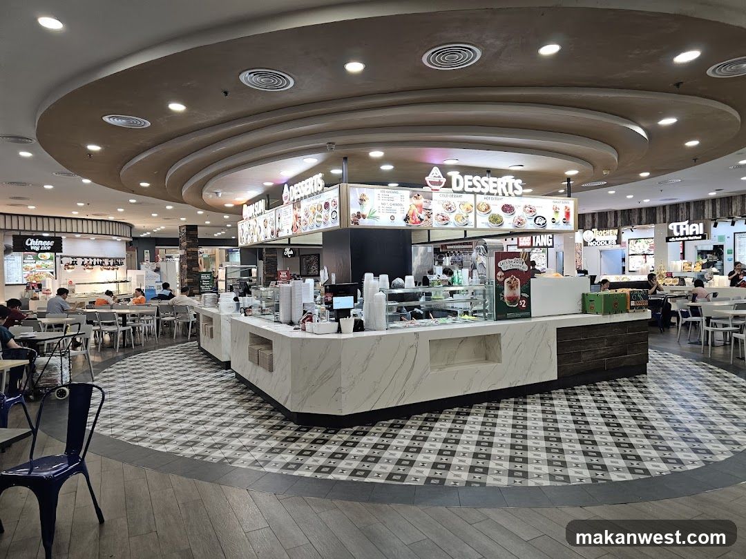 Dessert stall in a food court