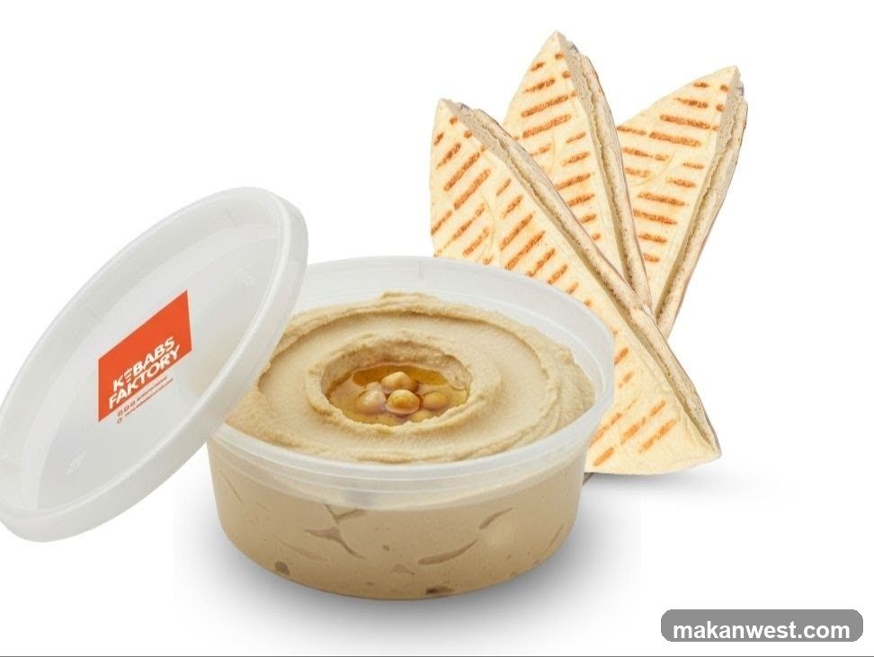 Hummus with Pita Bread
