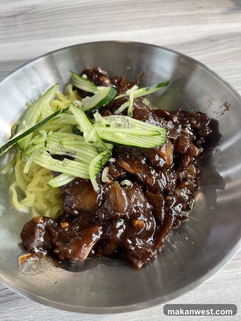 Noodles with Dark Sauce and Cucumber