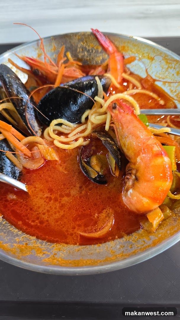 Seafood Noodle Soup