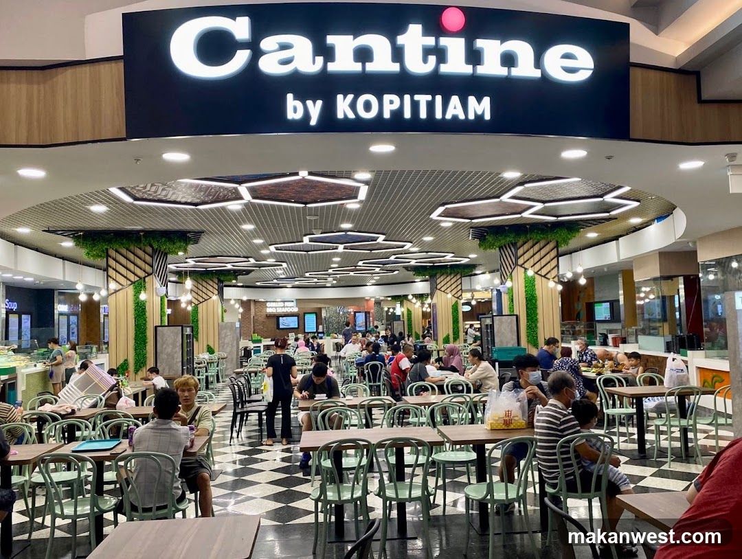 Busy Food Court