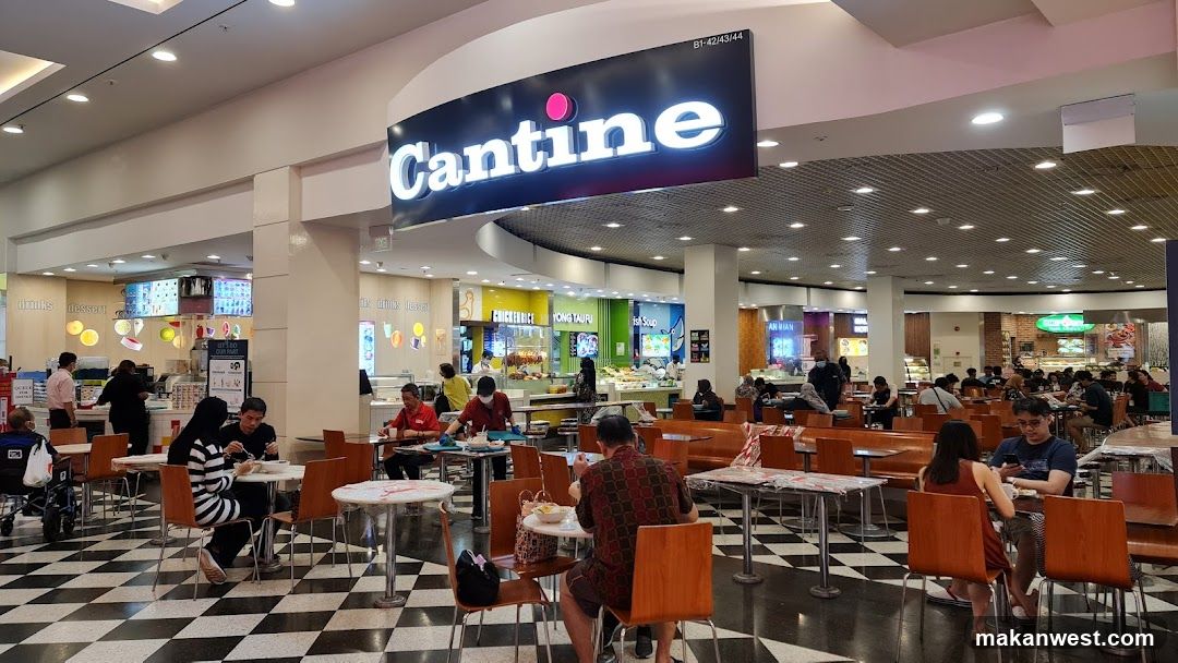 Food Court