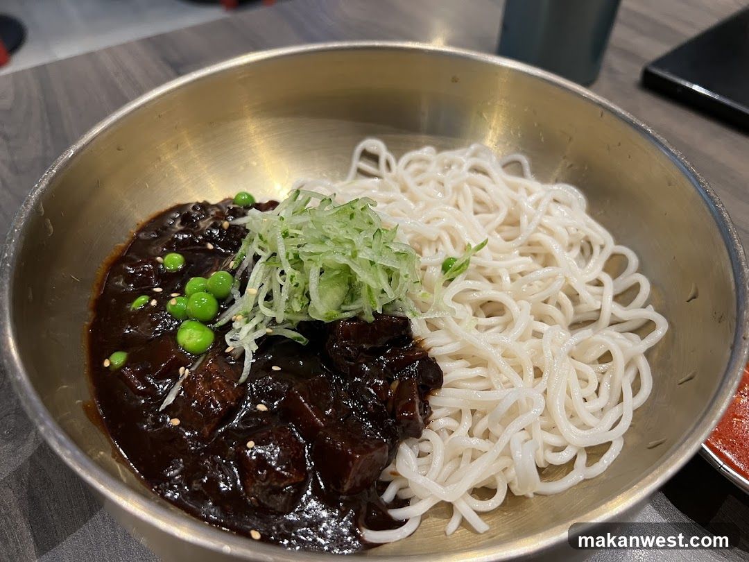 Jajangmyeon