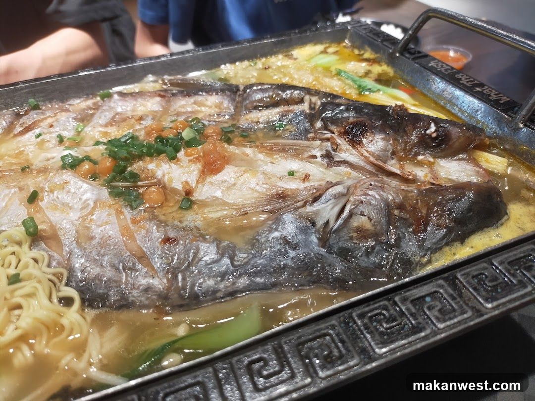 Steamed Fish with Noodles