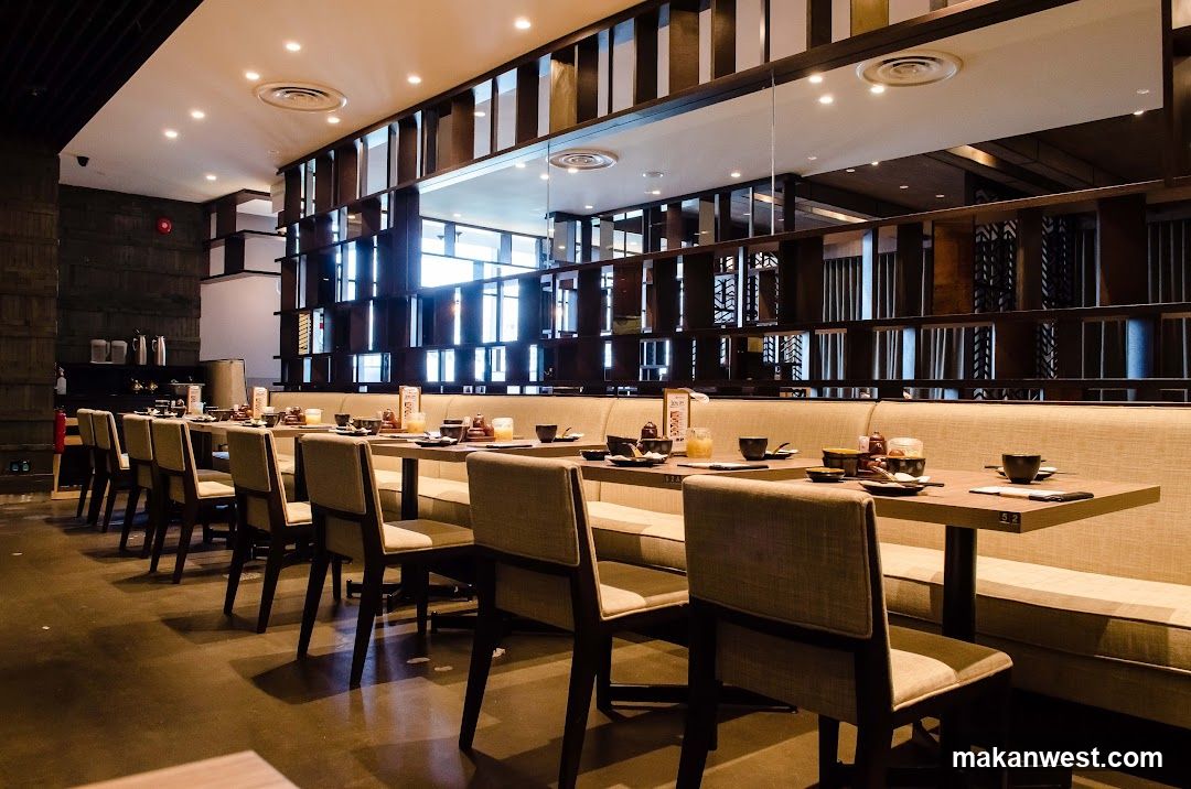 Restaurant Dining Area