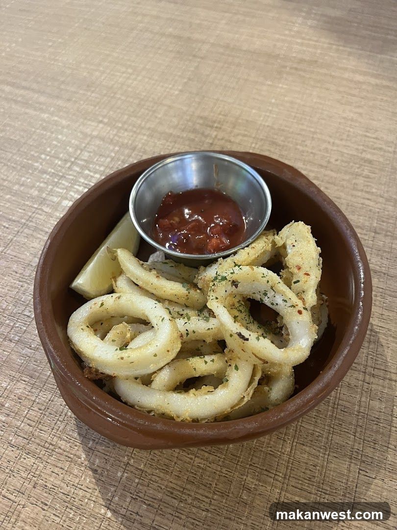 Fried Calamari with Dip