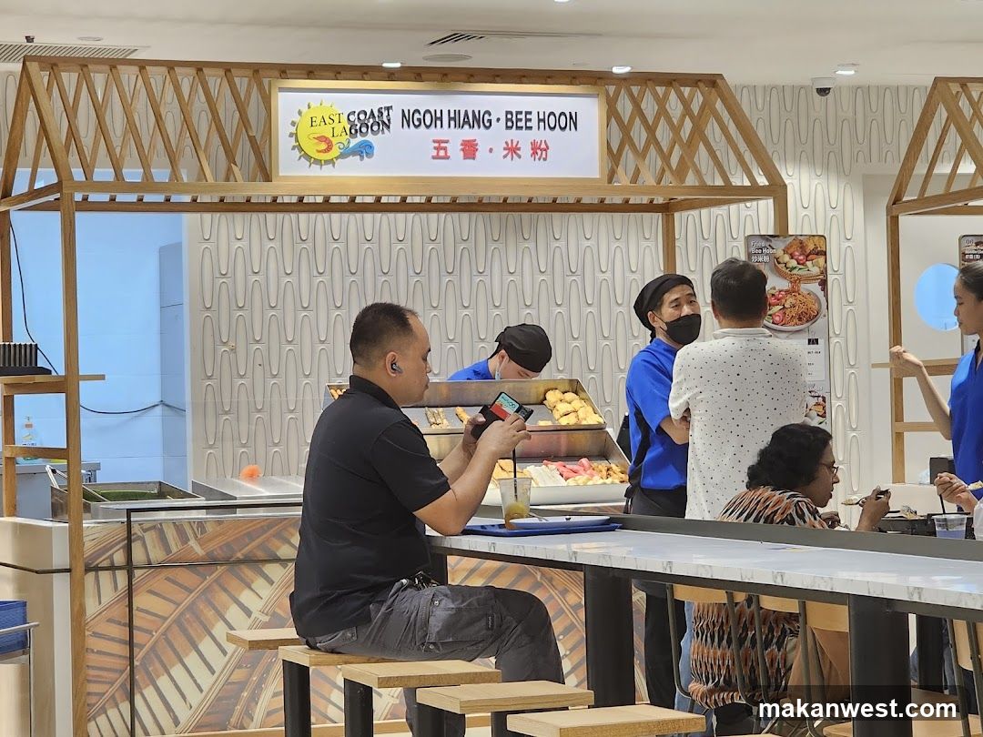 Food Stall with Customers