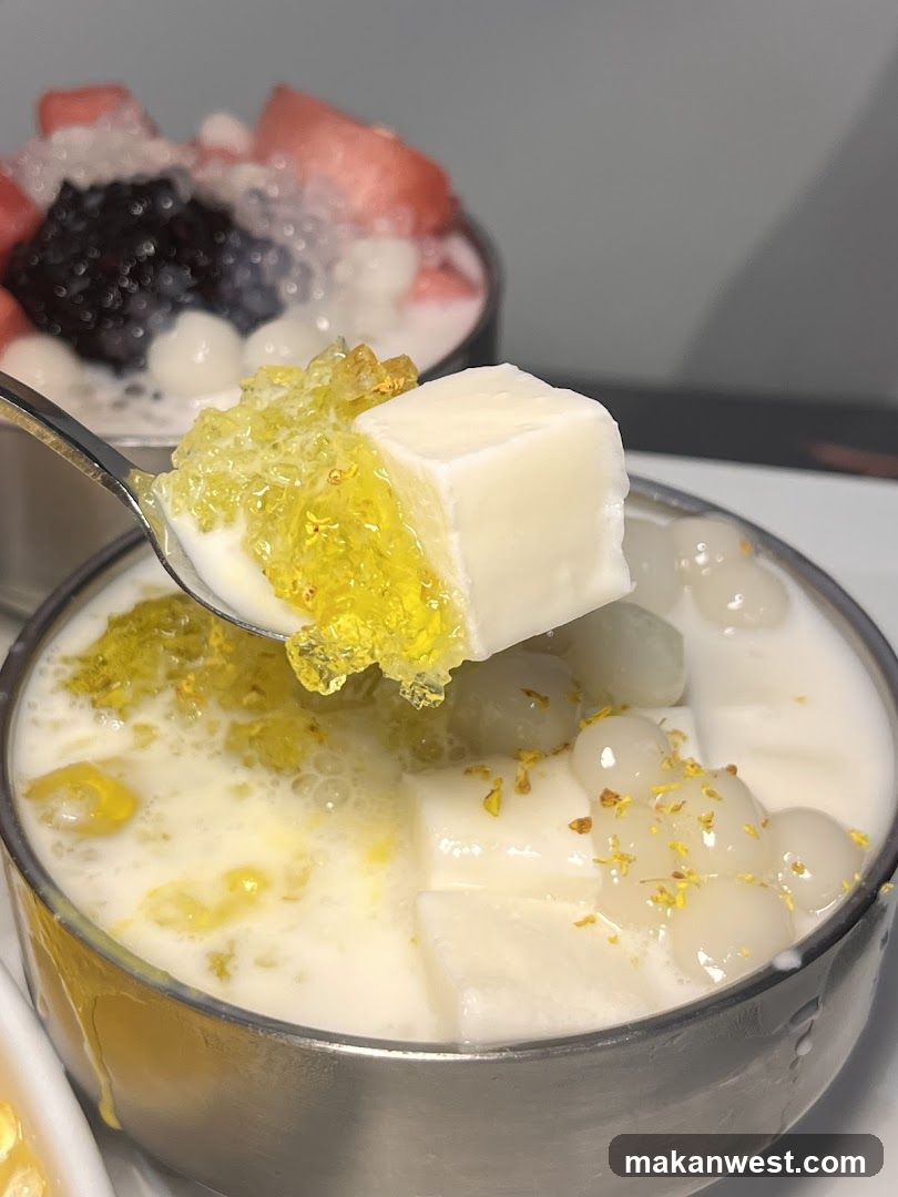 Dessert with Tofu and Fruit