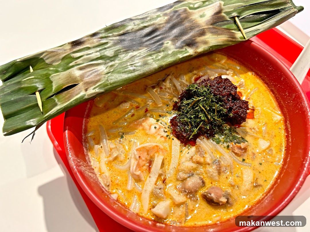 Laksa with Grilled Item