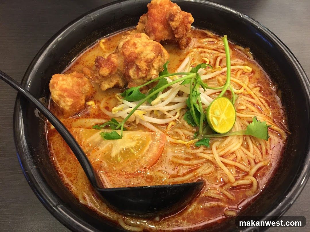 Laksa with Fried Chicken