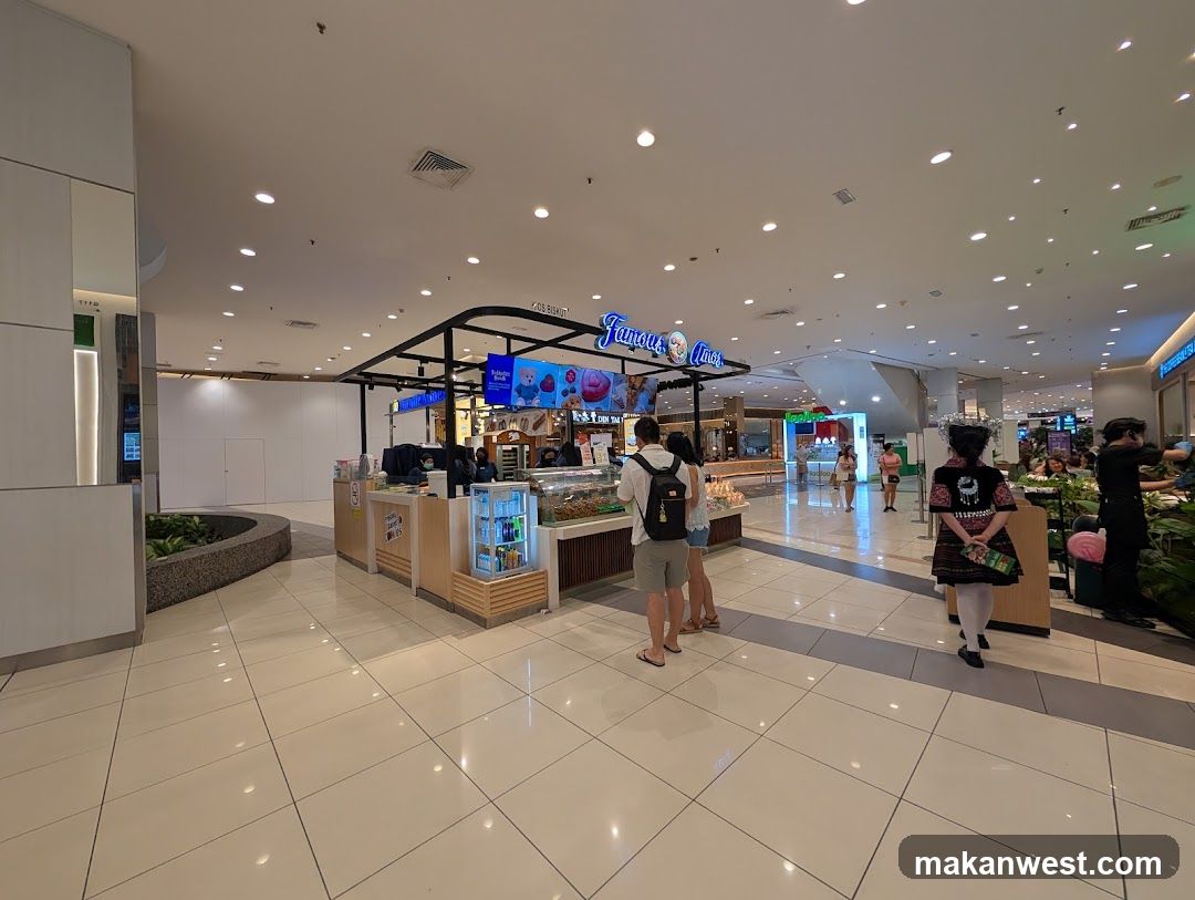 Donut Stand in Mall