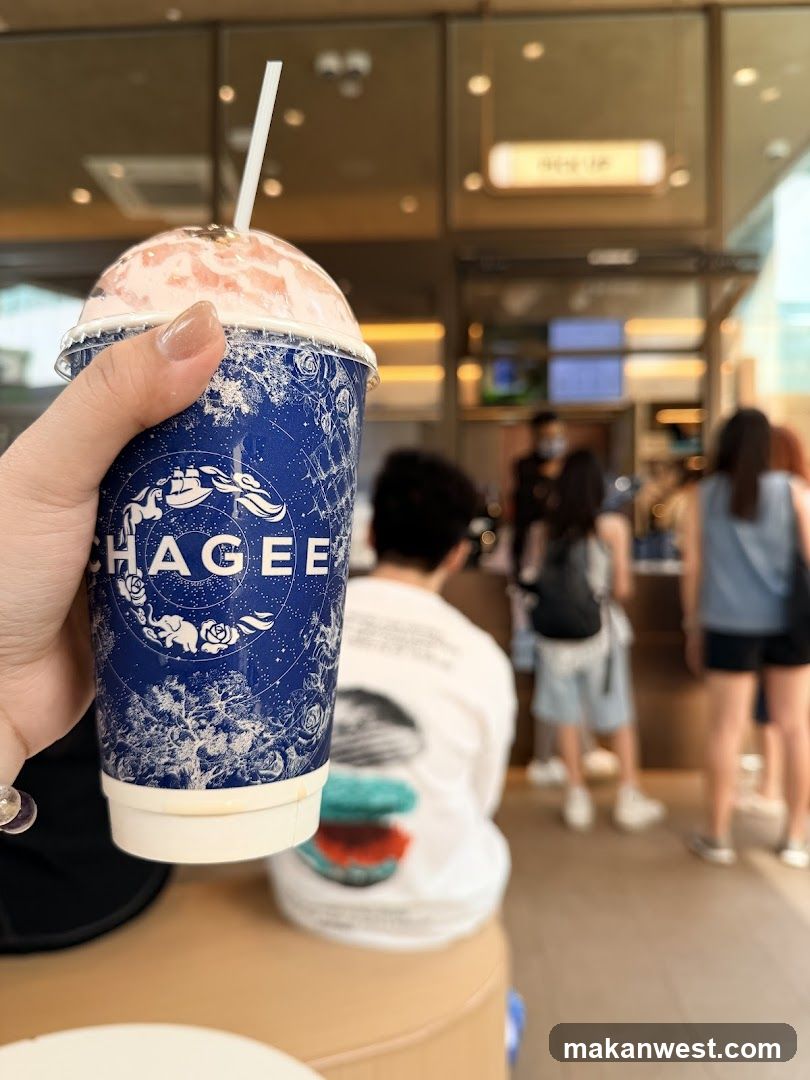 Beverage Cup with Starry Design