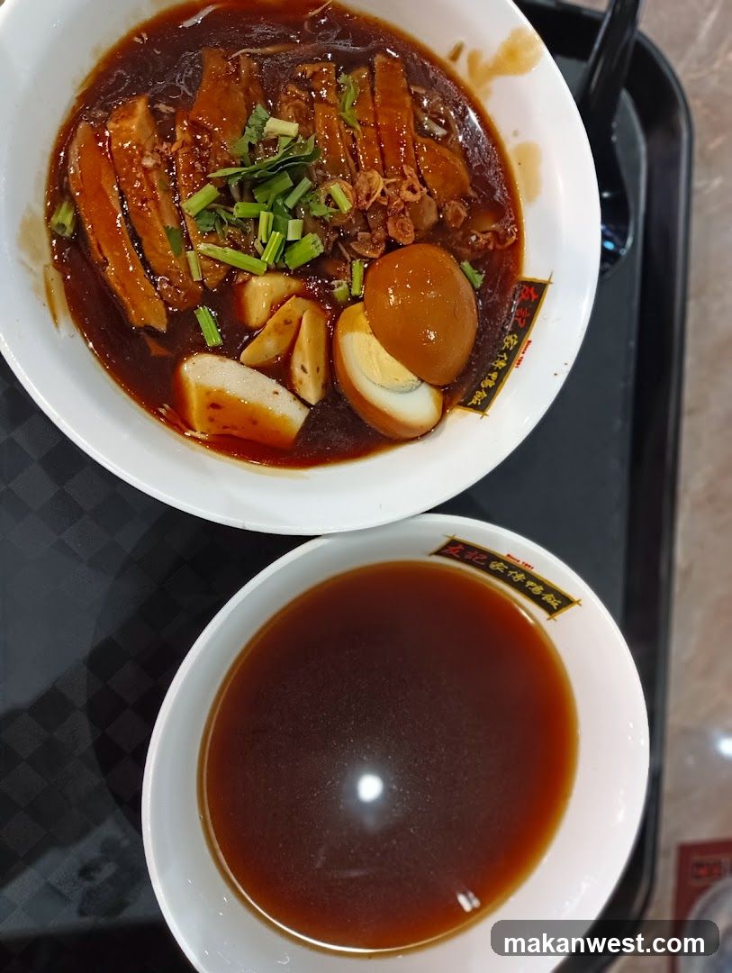 Braised Duck Rice