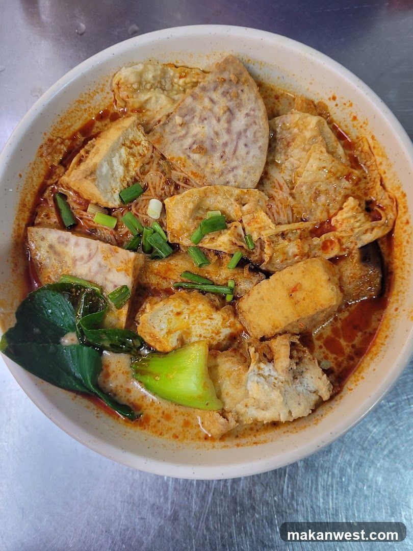 Noodle Soup with Tofu and Vegetables