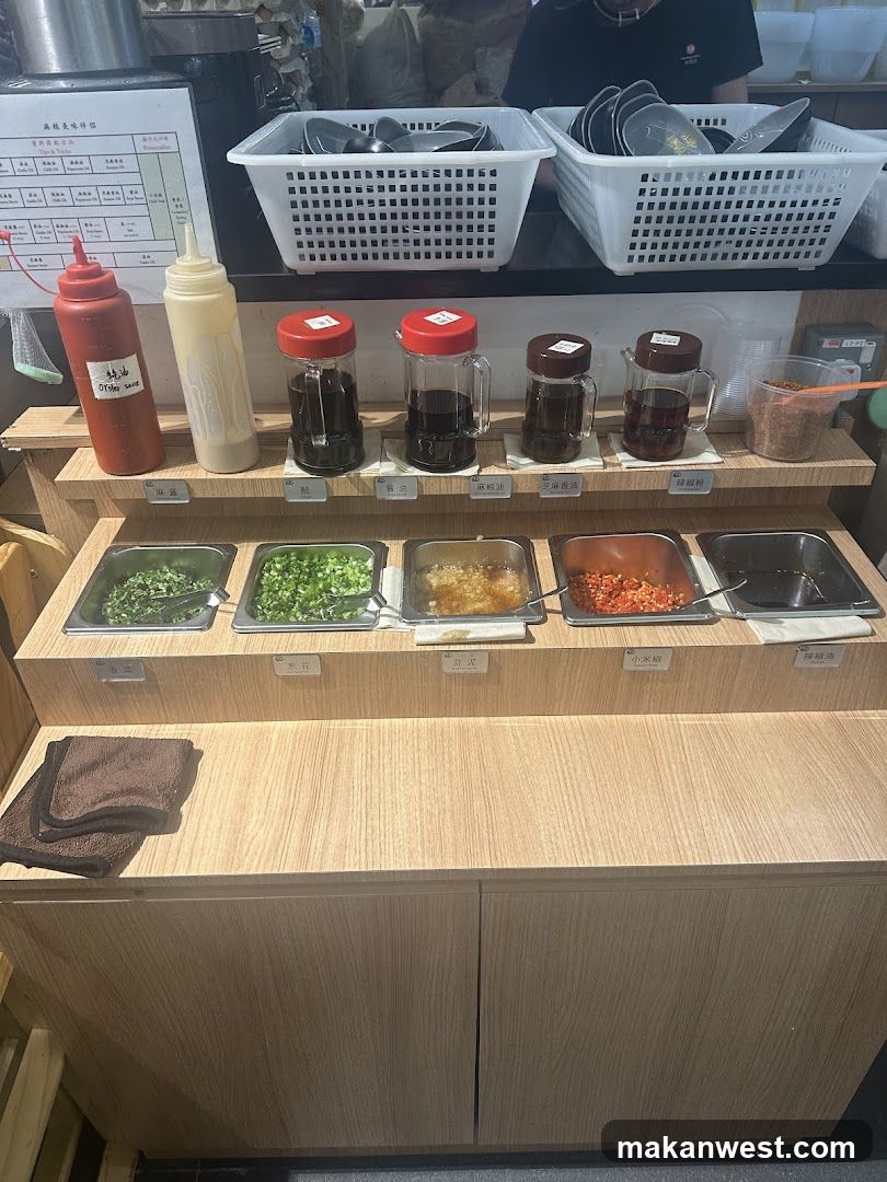 Condiment Station