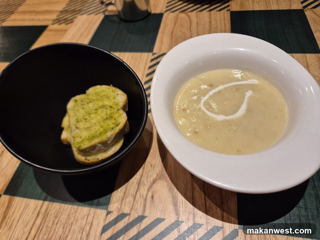 Soup and Garlic Bread