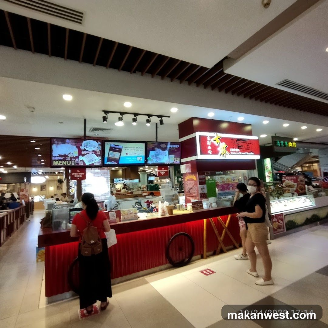Food stall counter with digital menus