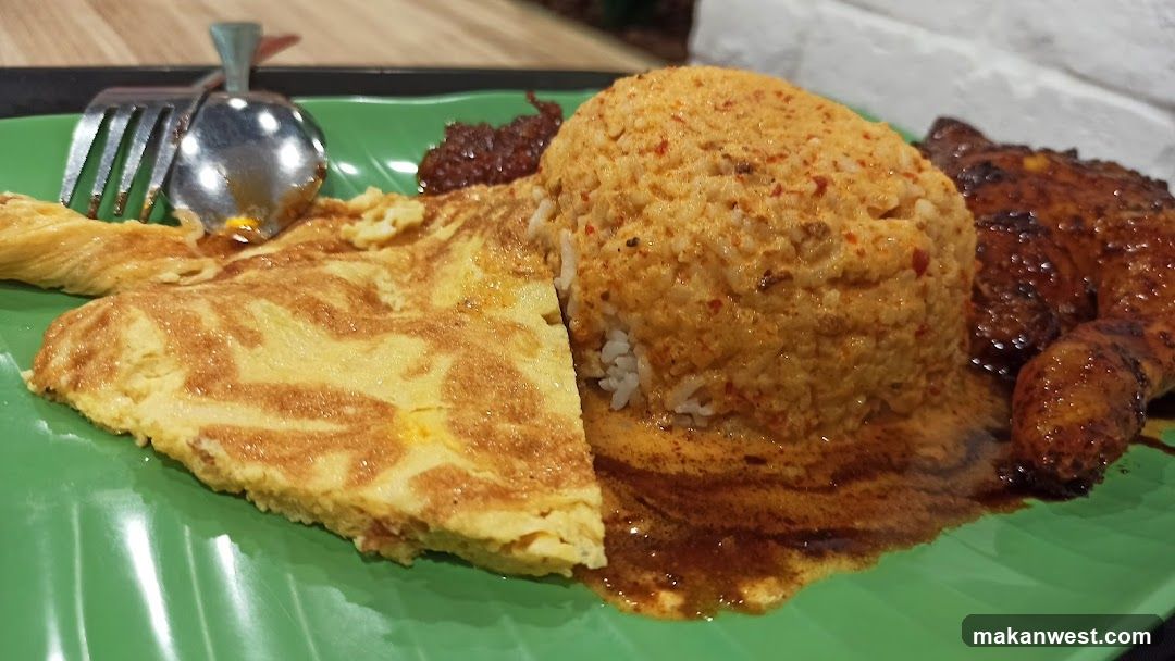 Nasi Lemak with Fried Chicken and Omelette