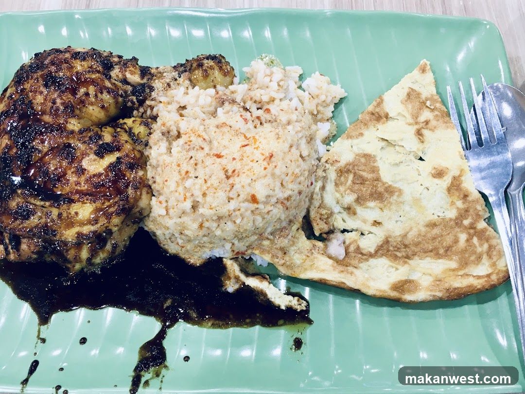 Grilled Chicken with Rice and Omelette