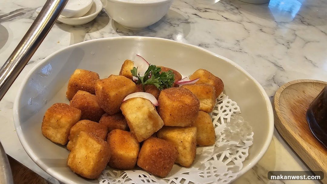 Fried Cheese Bites