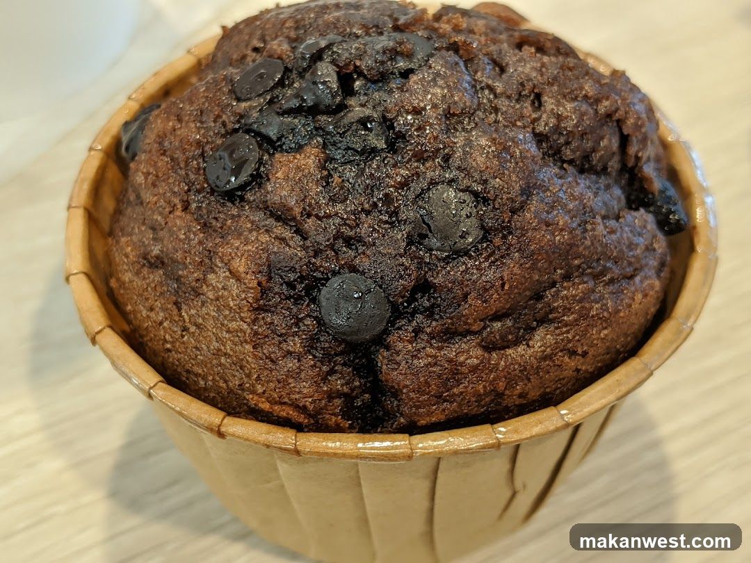 Chocolate Chip Muffin