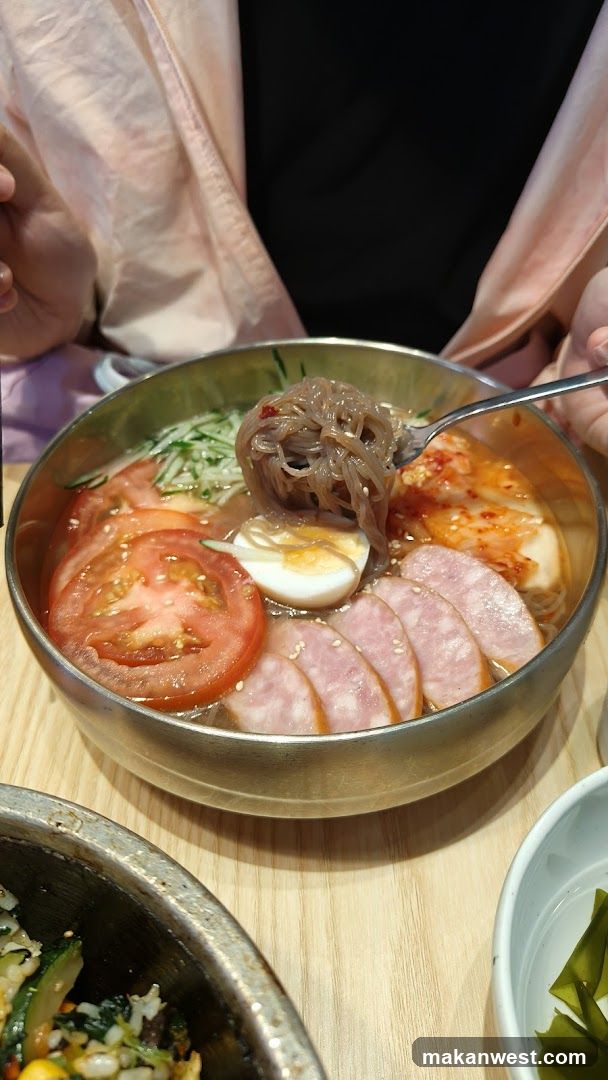Cold Noodle Dish