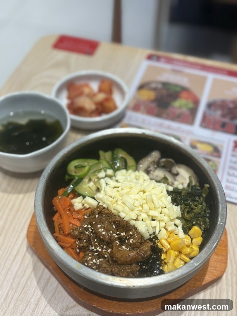Bibimbap with side dishes