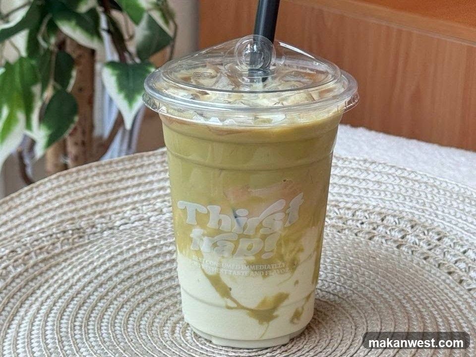 Iced Matcha Latte