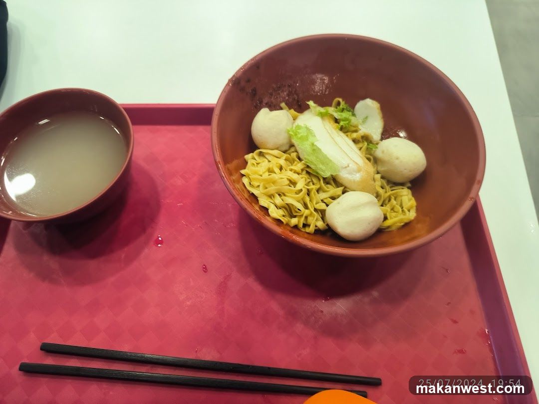Noodle Dish with Soup