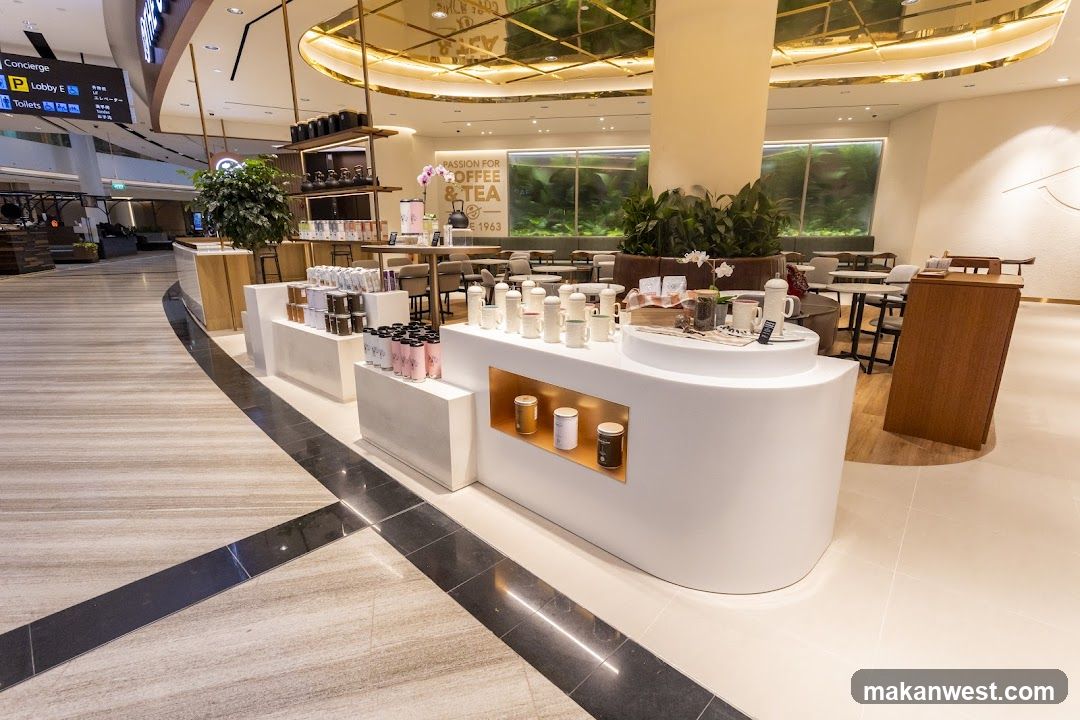 Airport Coffee & Tea Lounge Interior