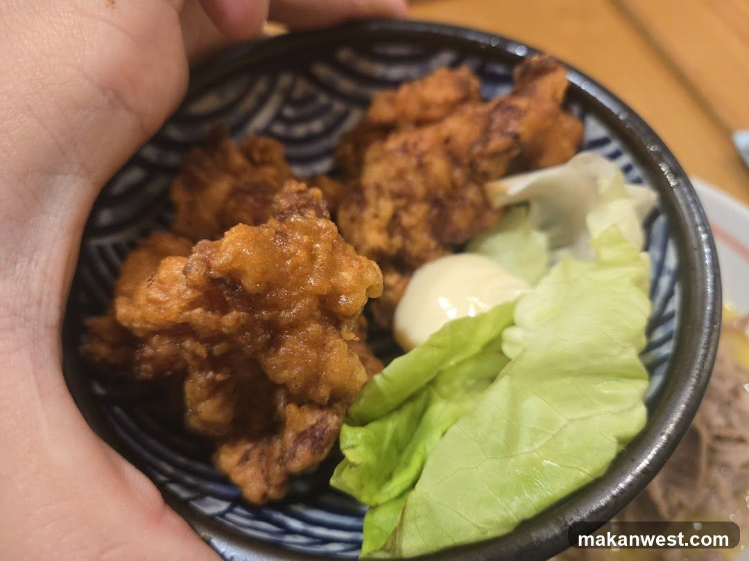 Fried Chicken Bowl with Lettuce and Mayo