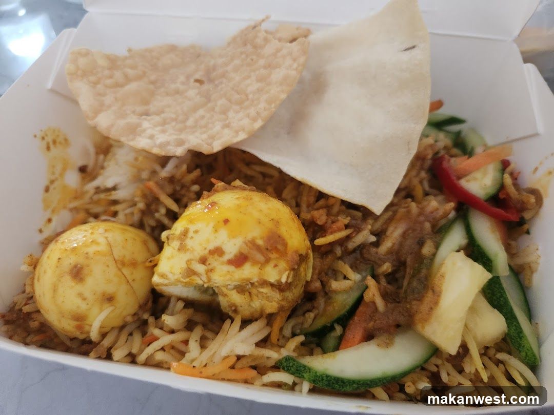 Rice Dish with Eggs and Papadum