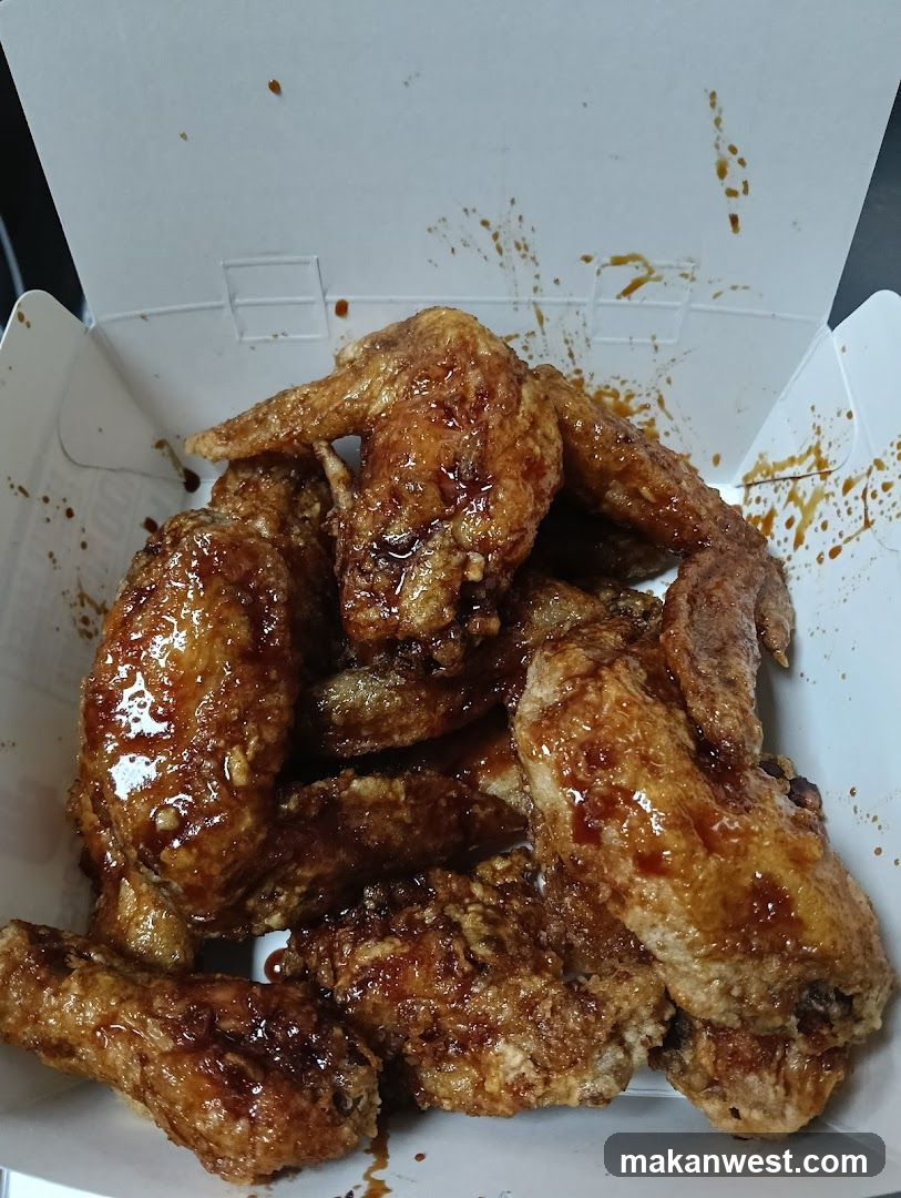 Fried Chicken Wings in Takeout Box