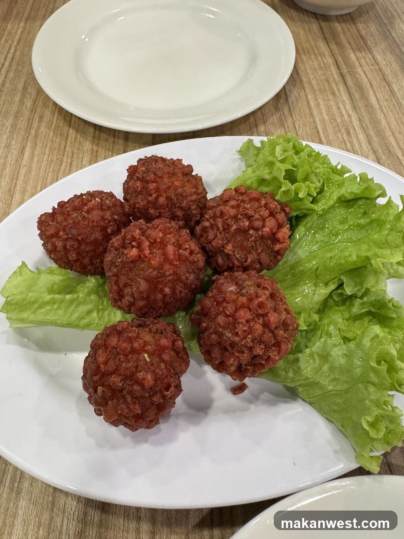 Fried Meatballs with Lettuce
