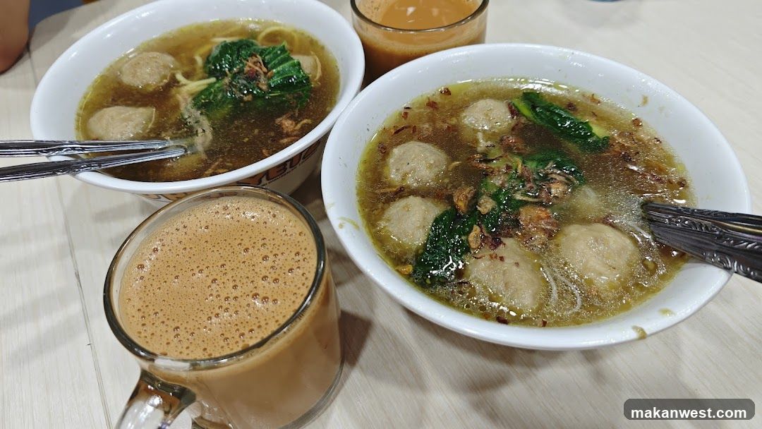 Noodle Soup with Meatballs and Coffee