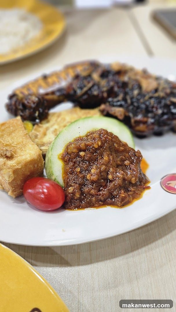 Grilled Fish with Sambal and Side Dishes
