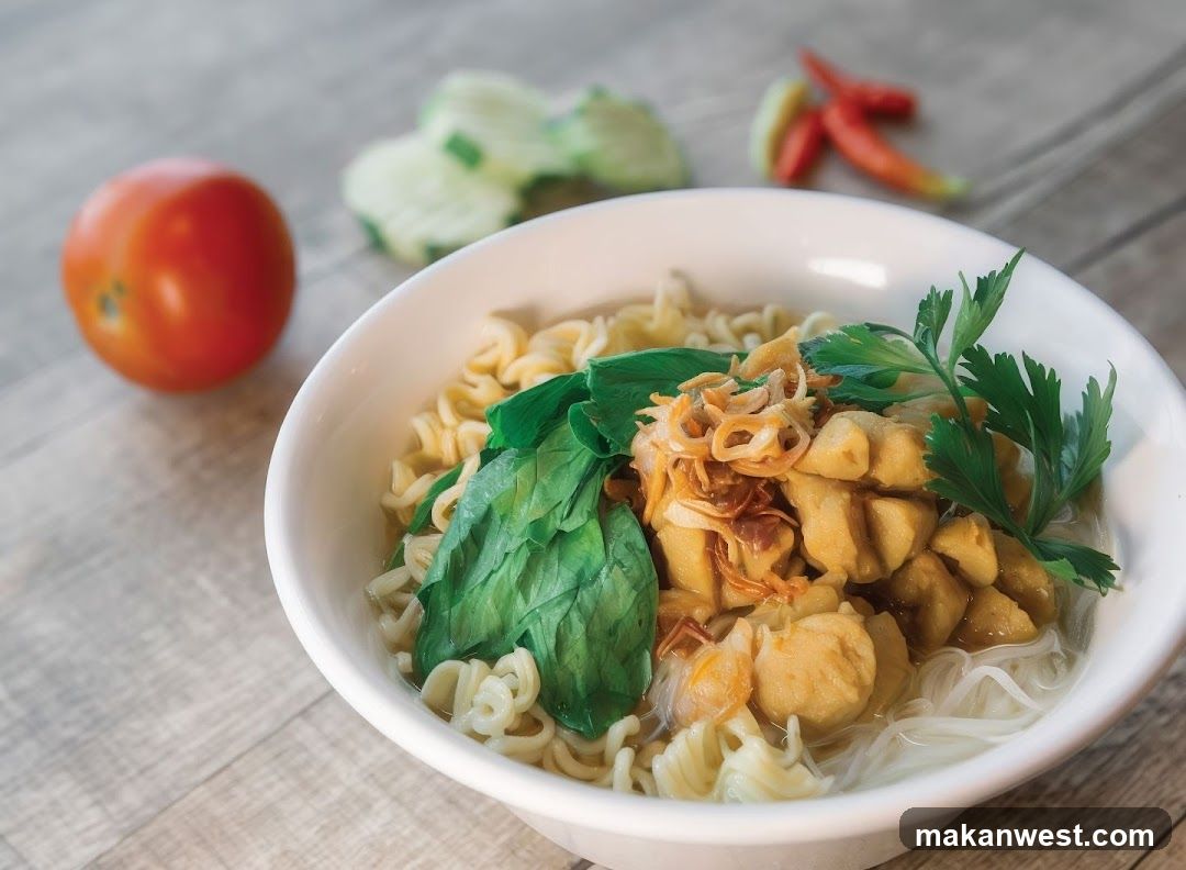Noodle Bowl with Chicken and Basil