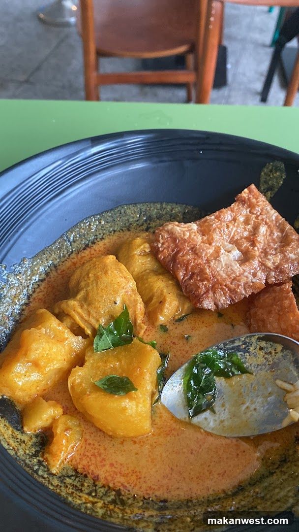 Curry Dish with Fried Dough