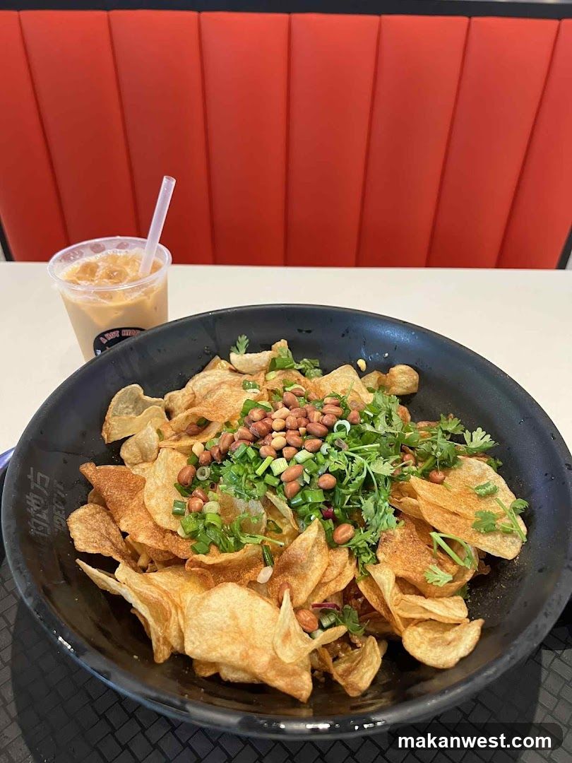 Chips with toppings and drink