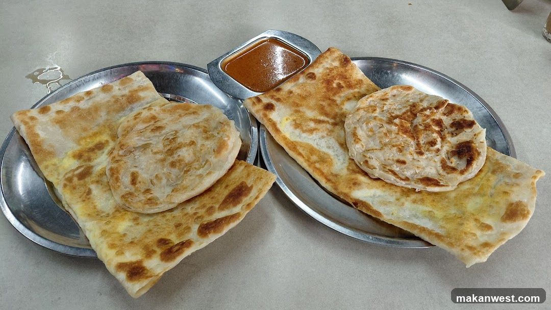 Roti Canai and Flatbread with Sauce
